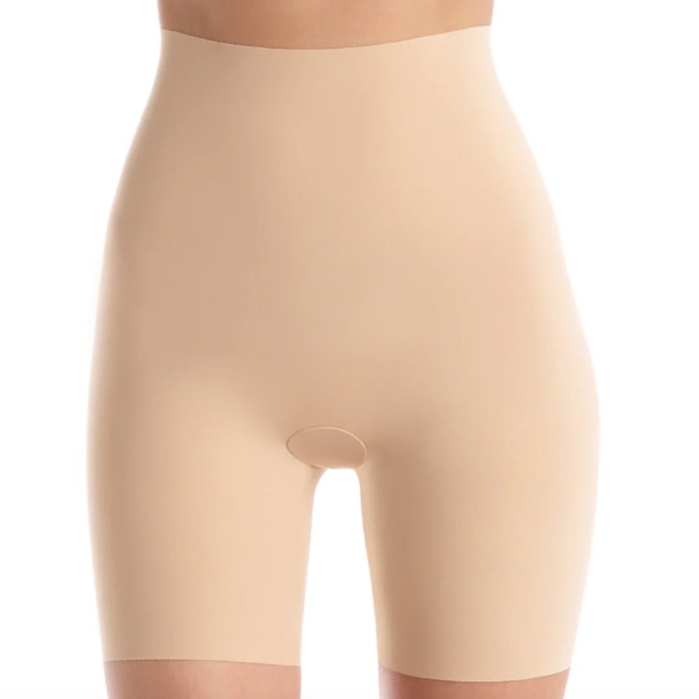 NWOT Commando Classic Control Short - Medium - Beige